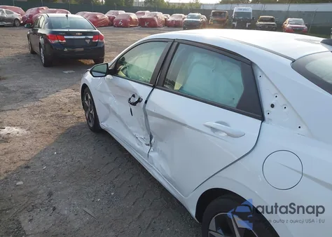 2023 Hyundai Elantra Sel z USA, uszkodzony, nr VIN 5NPLS4AGXPH108049